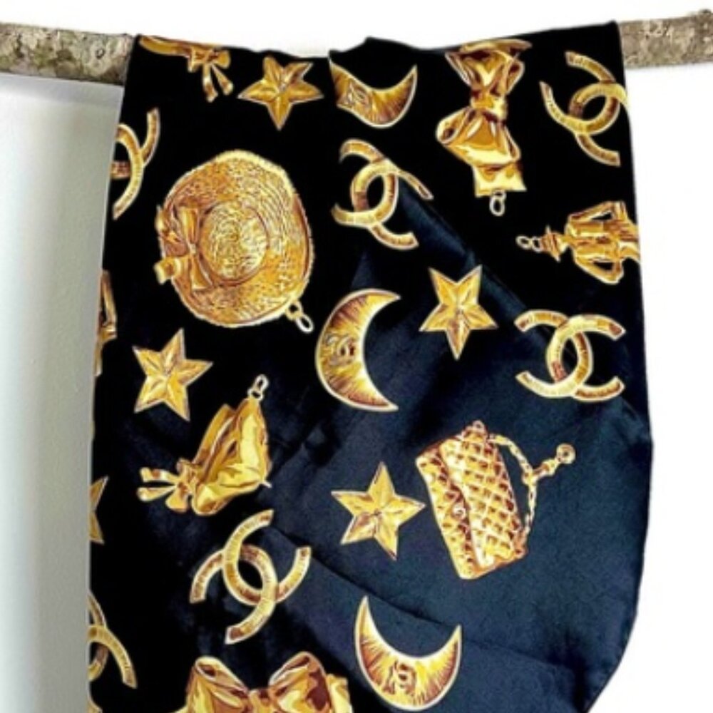 SCARF Locked C's Charm Bracelet Trinkets Pattern Polyester